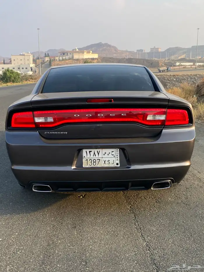 دوج تشارجر 6