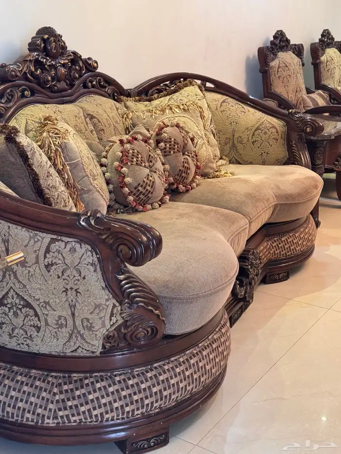 للبيع كنب قطان وانعم اخو الجديد 4