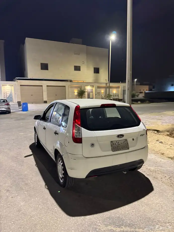 فورد فيجو للبيع 2015 2