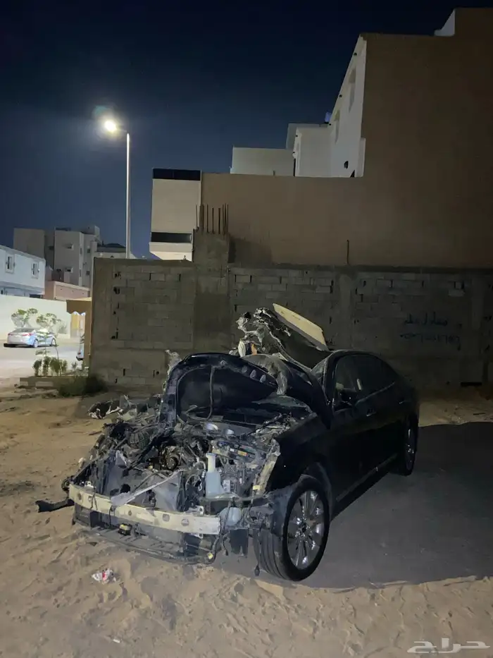 للبيع تشليح سنتنيال 2013 مصدومه 1