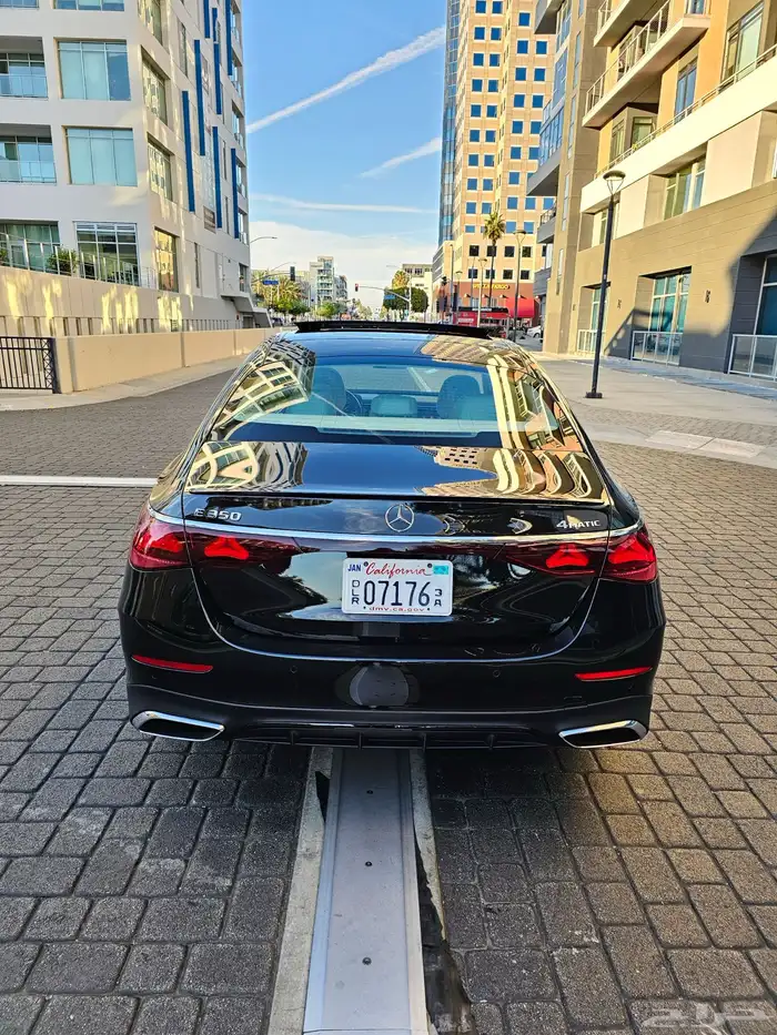 مرسيدس بنز E350 2024 4