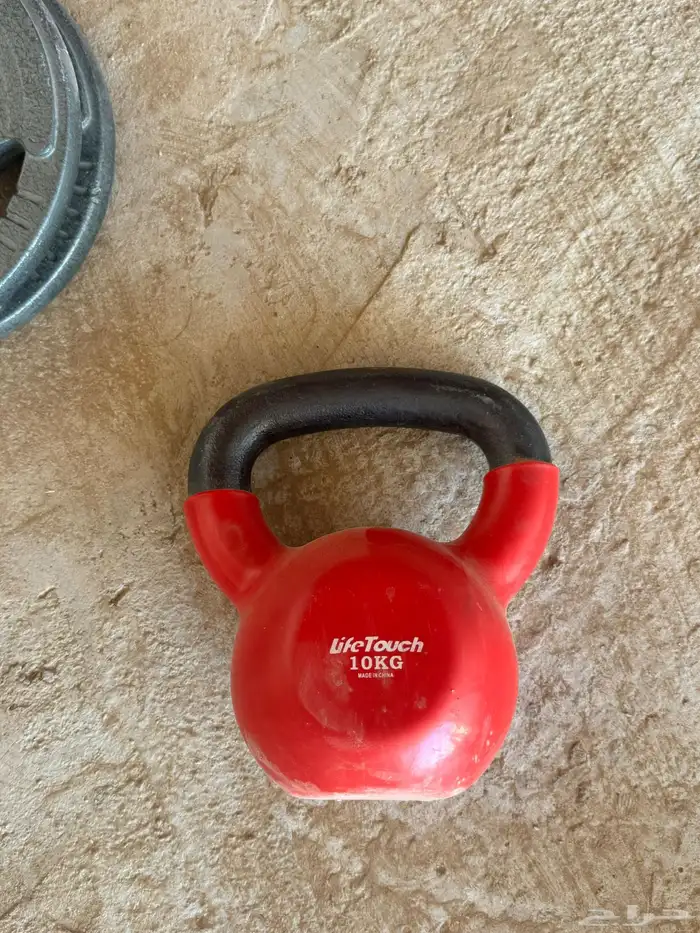 مجموعة معدات رياضية نظيفه لاتشكو من شيء 7