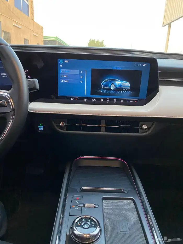 فورد تورس 2023 تيتانيوم 33