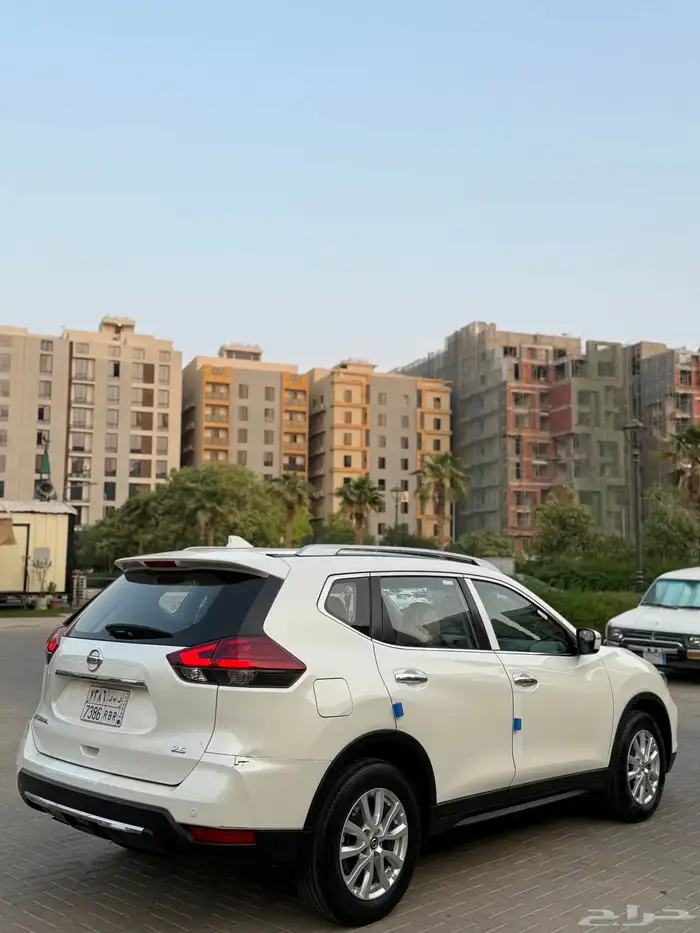 نيسان اكستريل 2020 نص فل 5