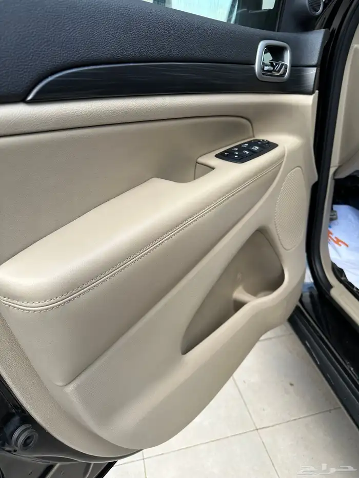 جيب قراند شيروكي 2019 وكاله 11