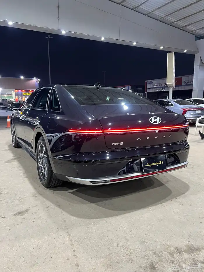 هيونداي ازيرا 2025 5