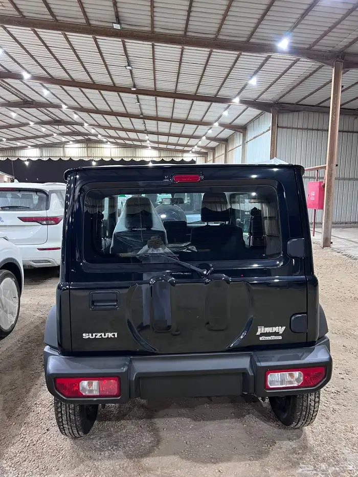 سوزوكي جمني توماتيك 2025 GL اسود ب 81900 شامل بنك 1150 2