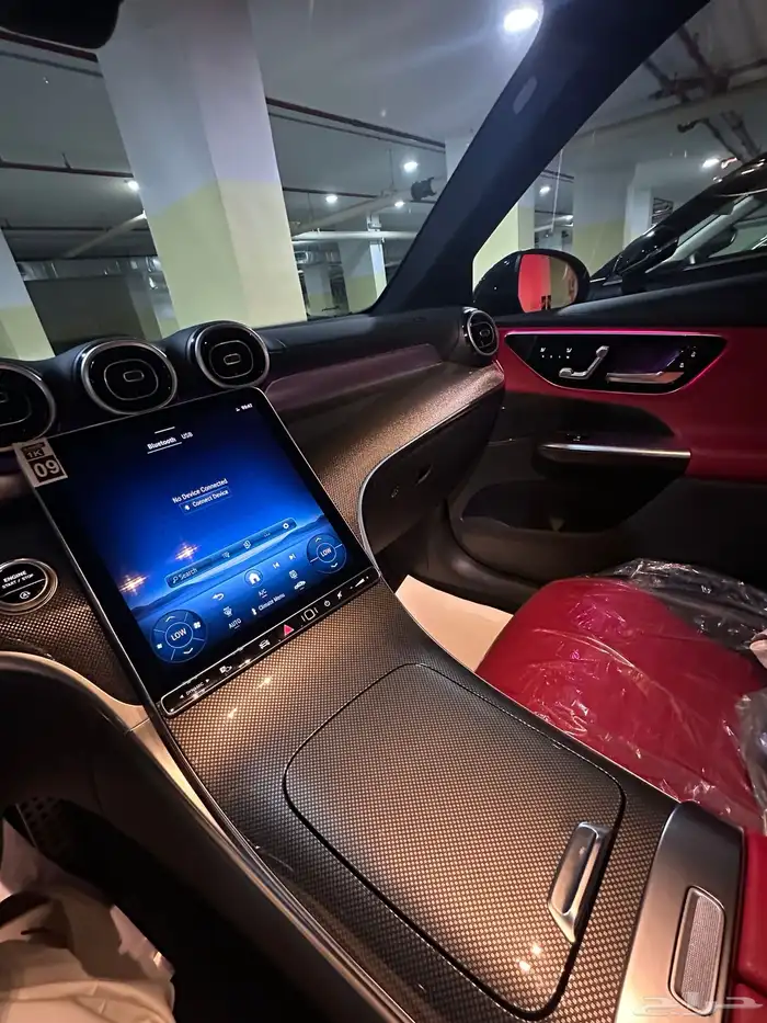 مرسيدس GLC300 AMG موديل 2025 شبه جديد ضمان الجفالي سعر لقطه 27