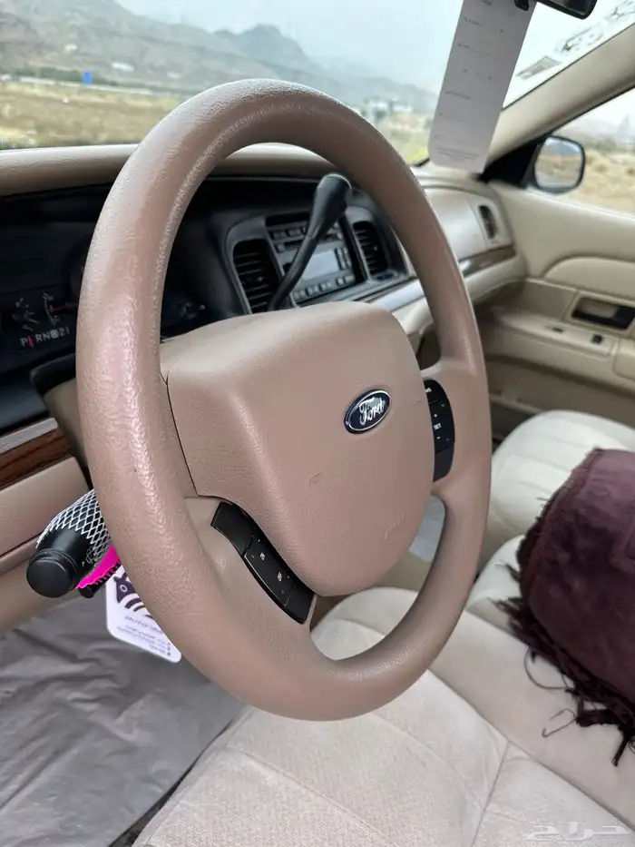 كراون فكتوريا 2010 سعودي سمني نظييف 29