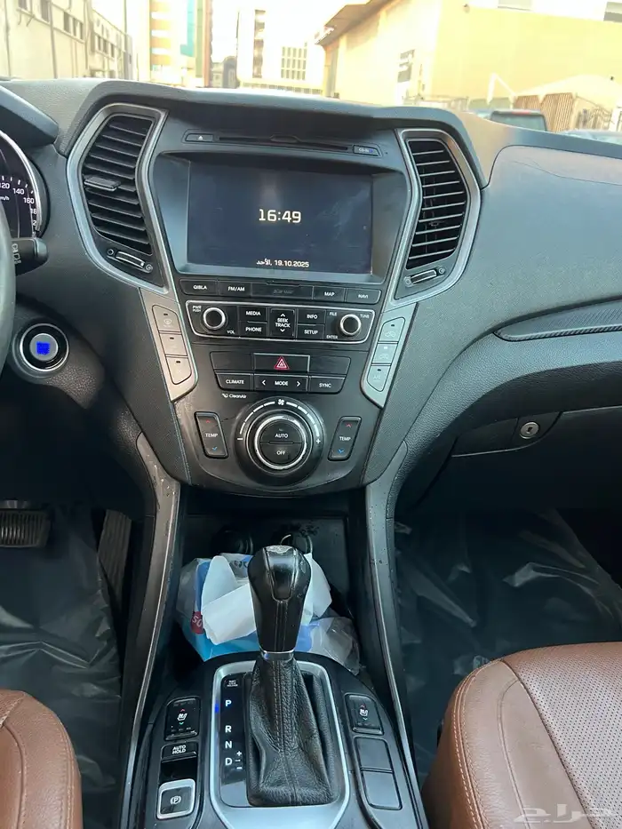 هيونداي سنتافي موديل 2016 فل 30