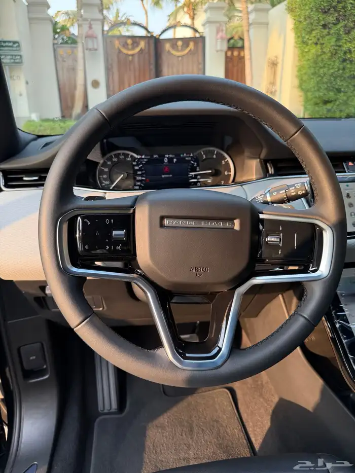 لاند روفر ايفوك شبه اصفار 2023 11