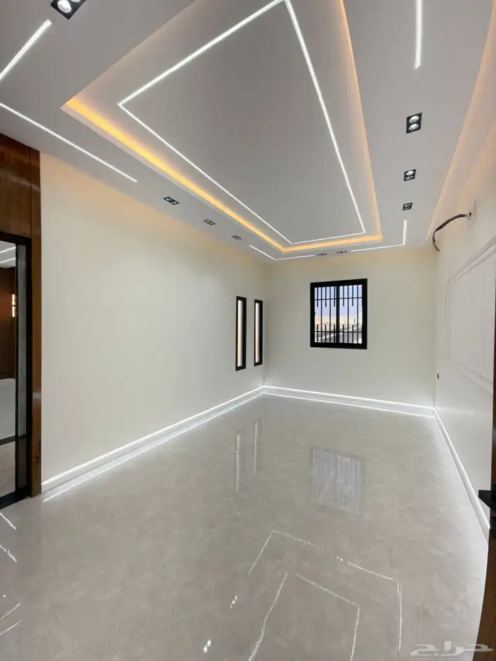 للبيع شقق علويه6غرف بسطح خاص ح الراقي خ مشيط بسعر550الف 6