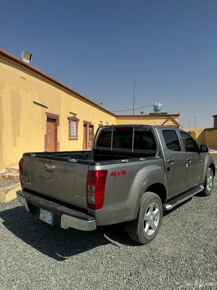 للبيع اسيزو 2015 دبل شررط 1