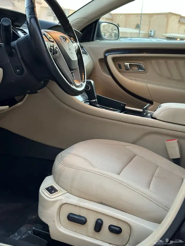 فورد تورس 2019 فل كامل ليمتد نظيف للبيع بطاقة جمركية 7