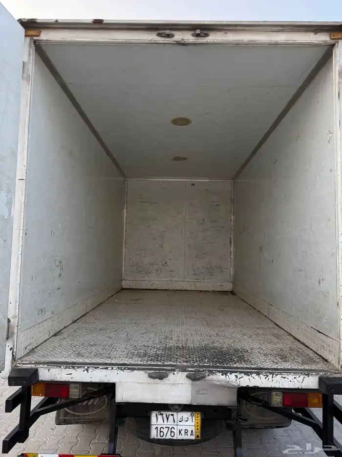 متسوبيشي كانتر دينا 2020 10