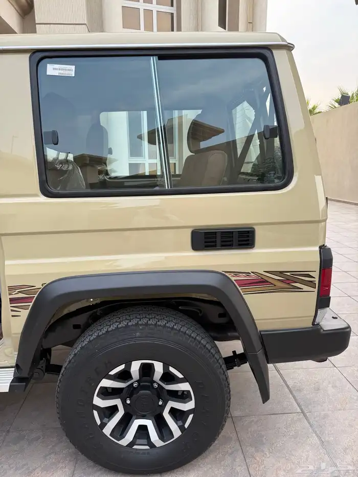 تويوتا ربع 2025 ماشي 8500 سعودي فل 14