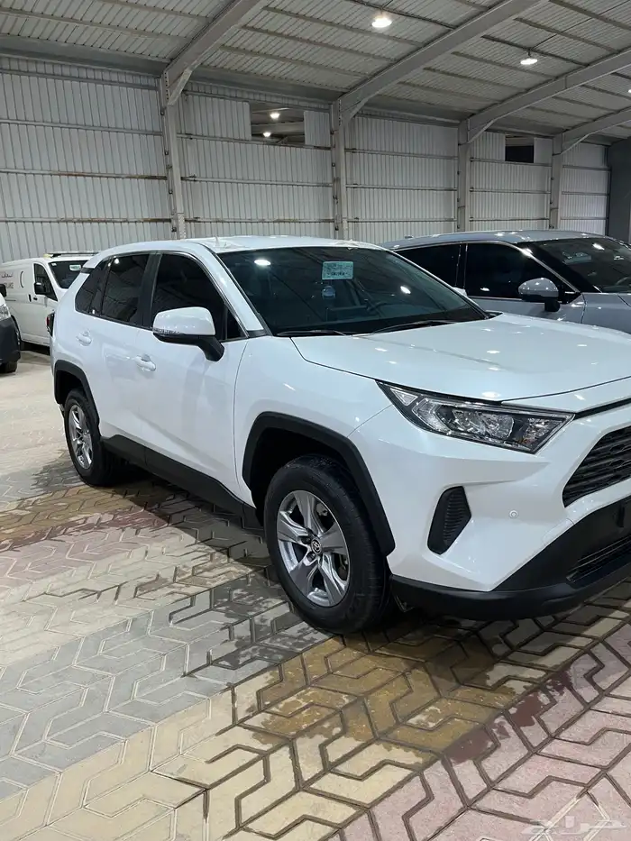 راف فور 2025 دفع رباعي ممشى قليل 2