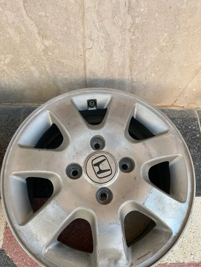 جنوط هوندا اكورد موديل 1999 3