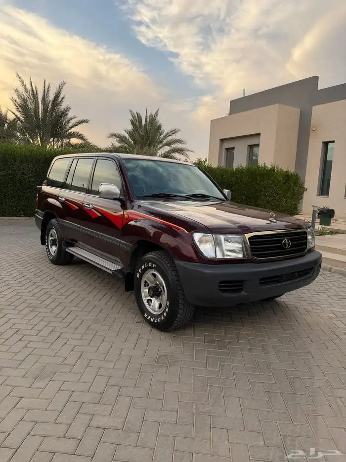 لاندكروزر 1999 قير عادي (عنابي) ممشى قليل 35