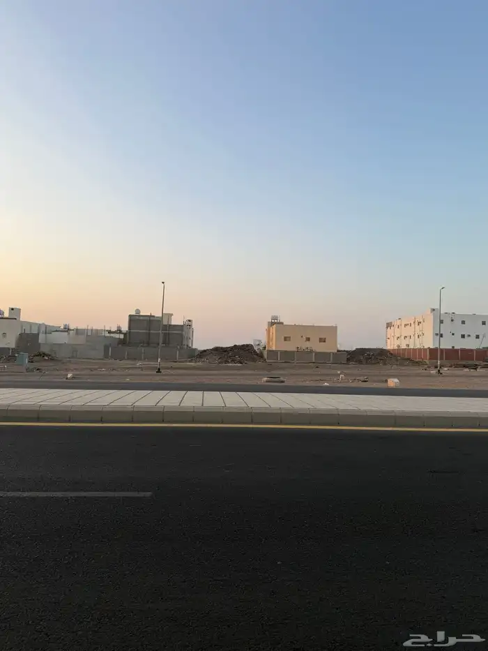 للبيع ارض تجارية في مخطط النبلاء م660 خلف خلاف بعد محطة نفط 22