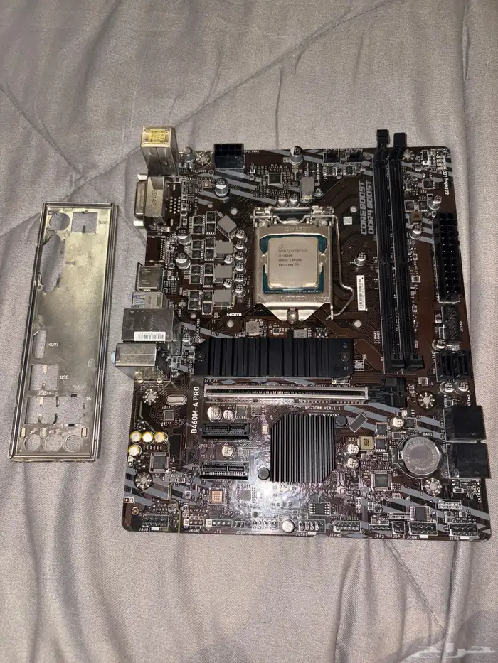 مذربورد مع معالج 4