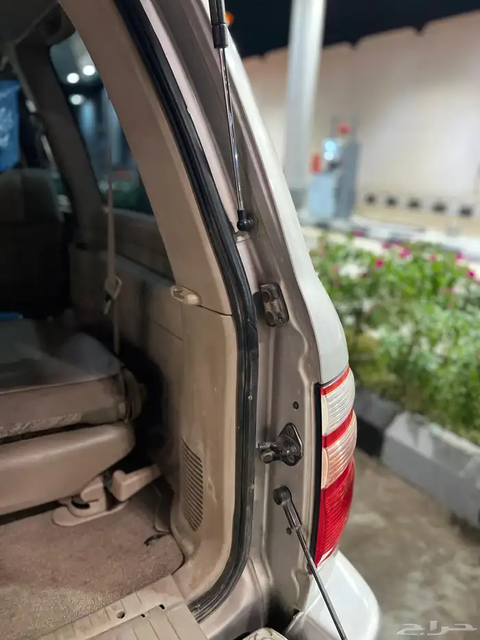 لاندكروزر 13