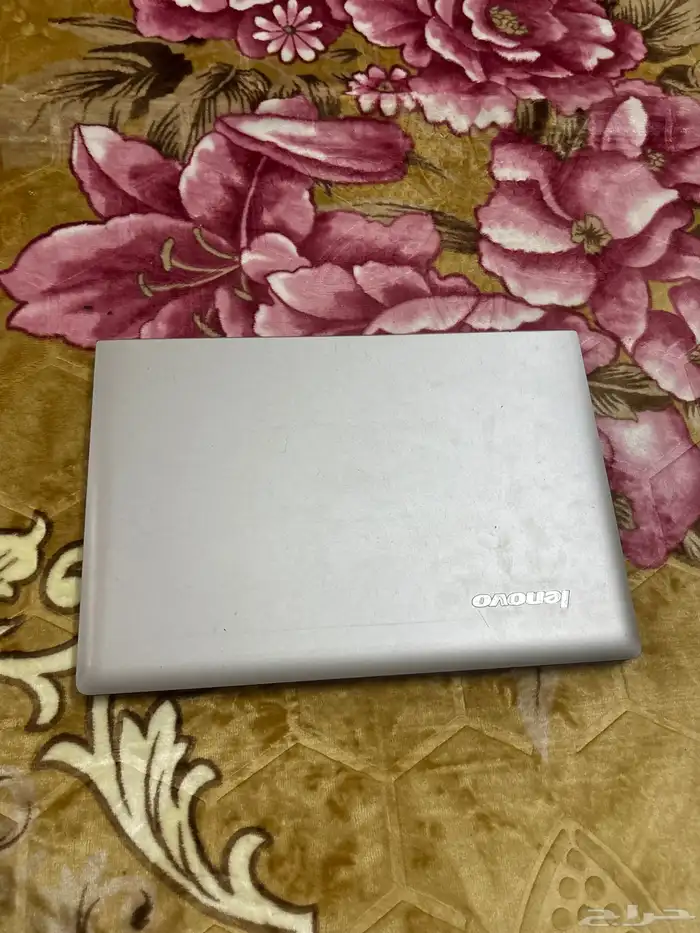 لابتوب جديد استخدام بسيط مع شاحن اصلي 0