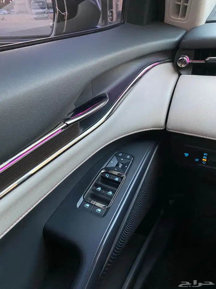 فورد تورس 2023 تيتانيوم 37