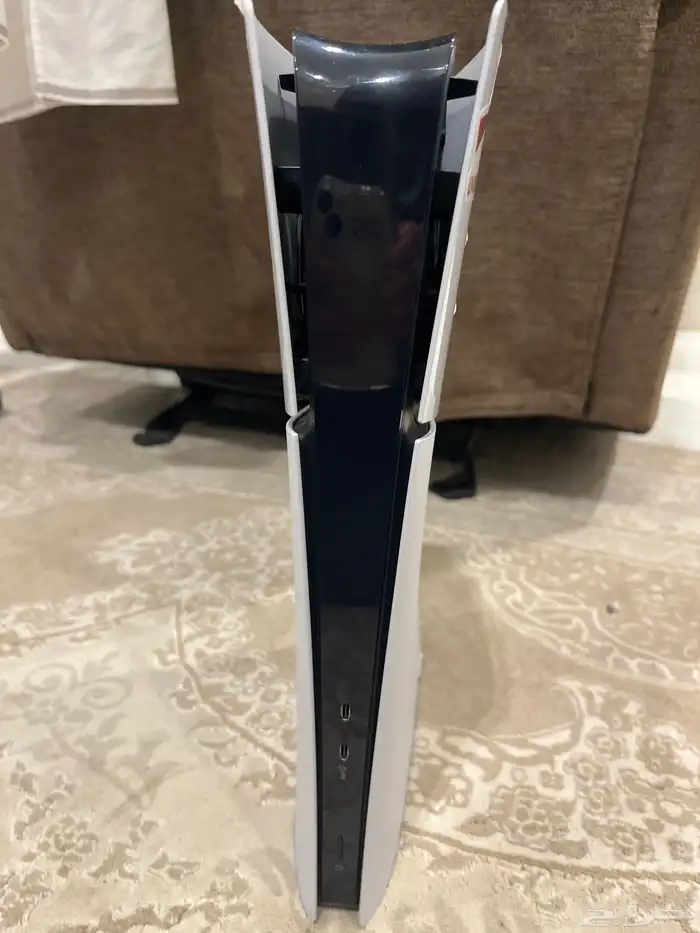 سوني فايف سلم ديجتال مع يد 1