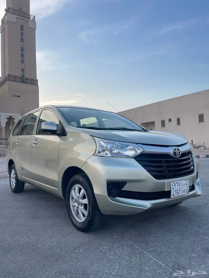 تويوتا افانزا 2017 مخزنة شبه وكاله 3