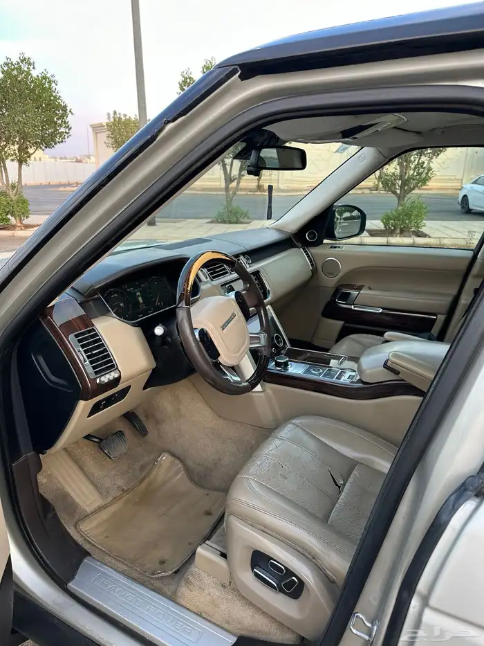 للبيع رنج روفر فوج 510 معدل 2020 12