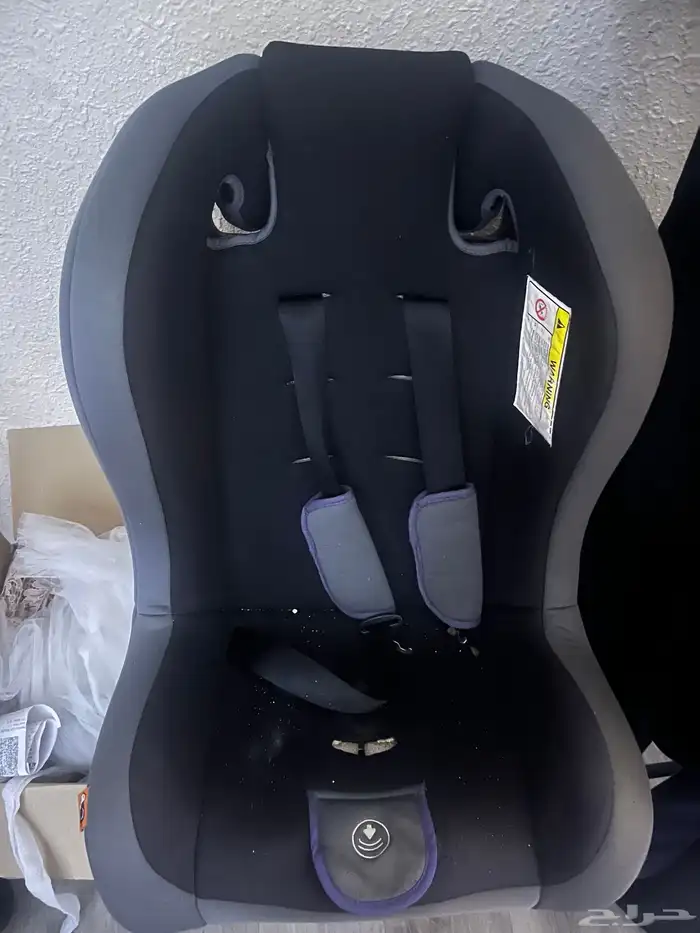 مقعد أطفال للسيارة 0