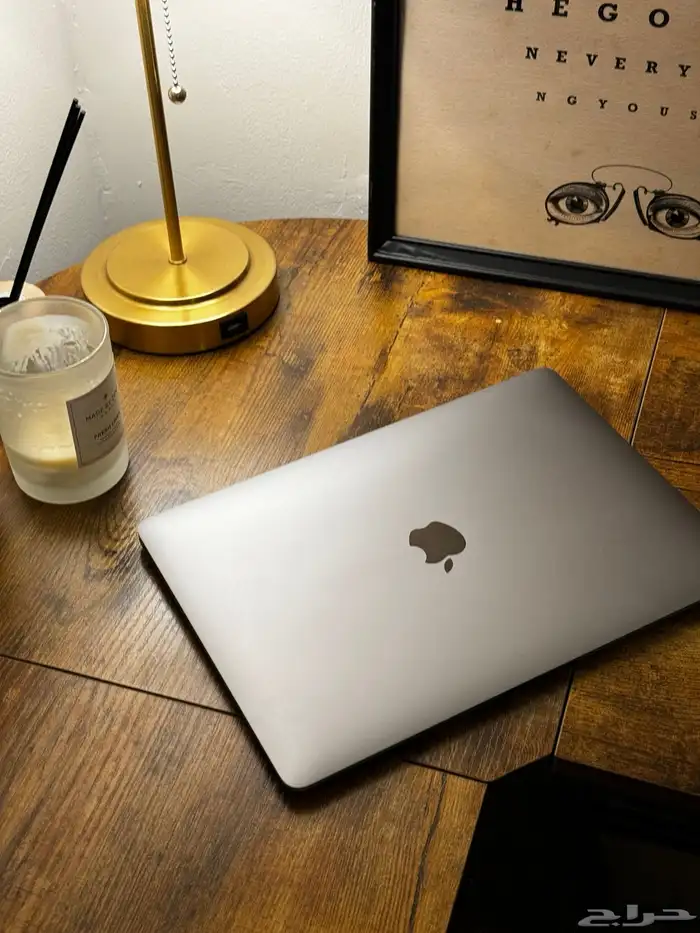 ماك بوك اير 13 انش ام 1 0