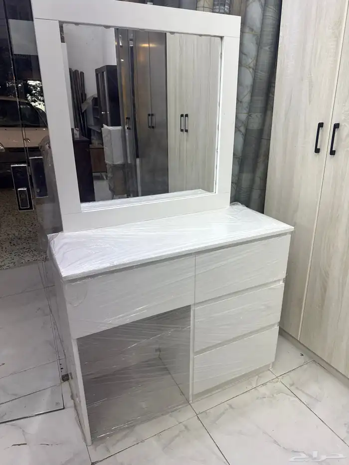 سرير مراتب دواليب 1