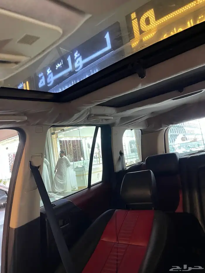 لاند روفر 11