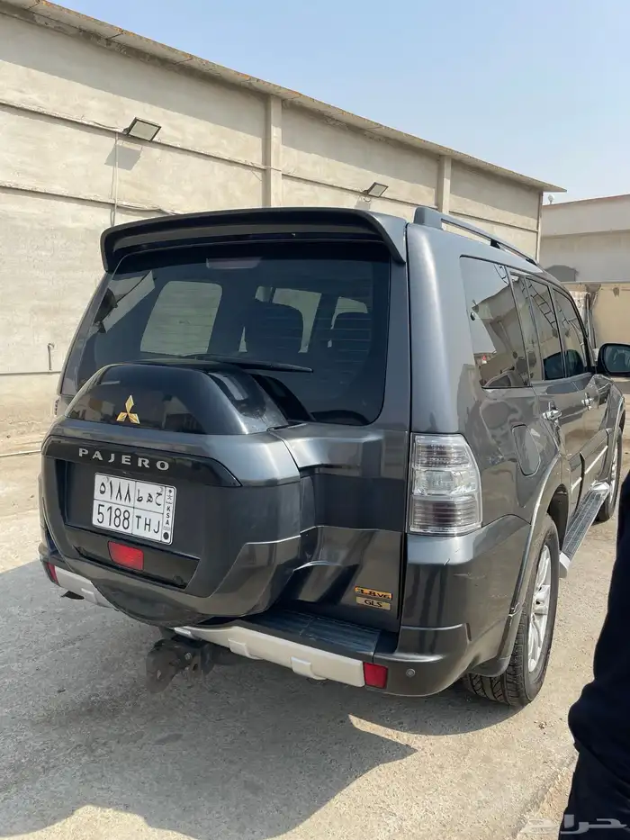 ميتسوبيشي باجيرو 3