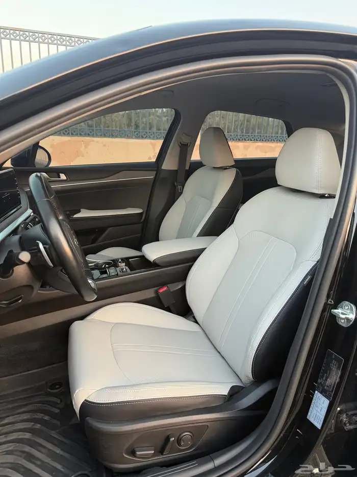 كيا K5 2020 بحالة الوكاله 11