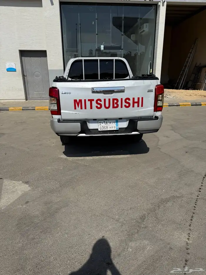 مستبيشي L200 دبل ديزل 10