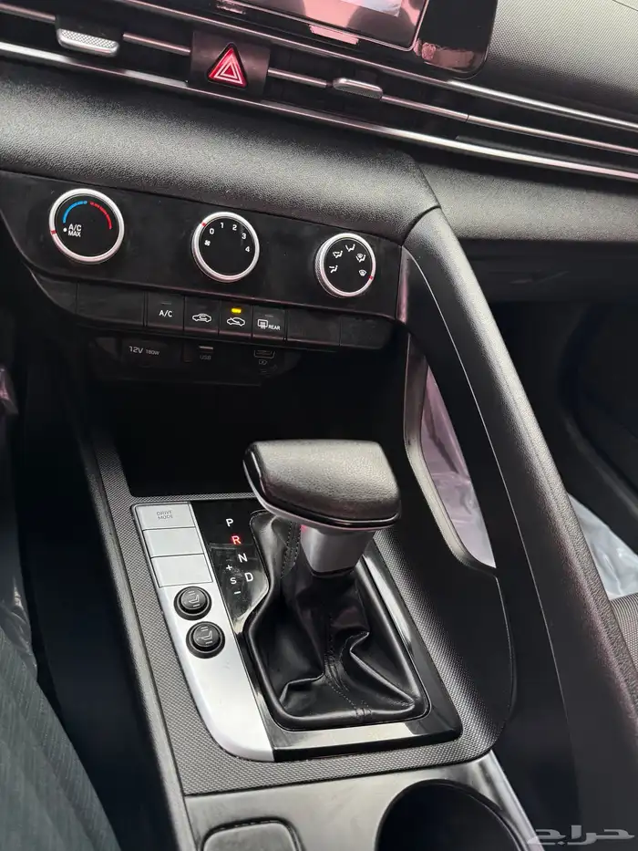 الانترا 2021 بنزين 25