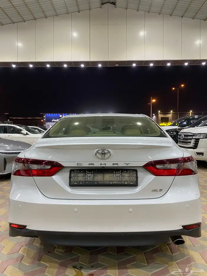 تويوتا كامري GLE المديل 2023 العدد 96 الف 16
