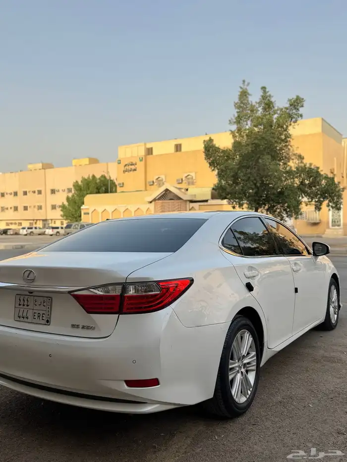 لكزس ES 2103 نص فل محركات وبدي وكاله شرط 4