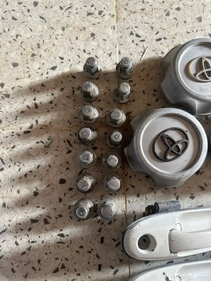 قطع لاند من موديل 2000 الى 2007 وكاله 1