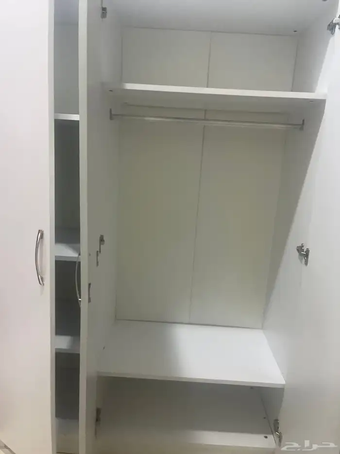 دولاب ملابس 1