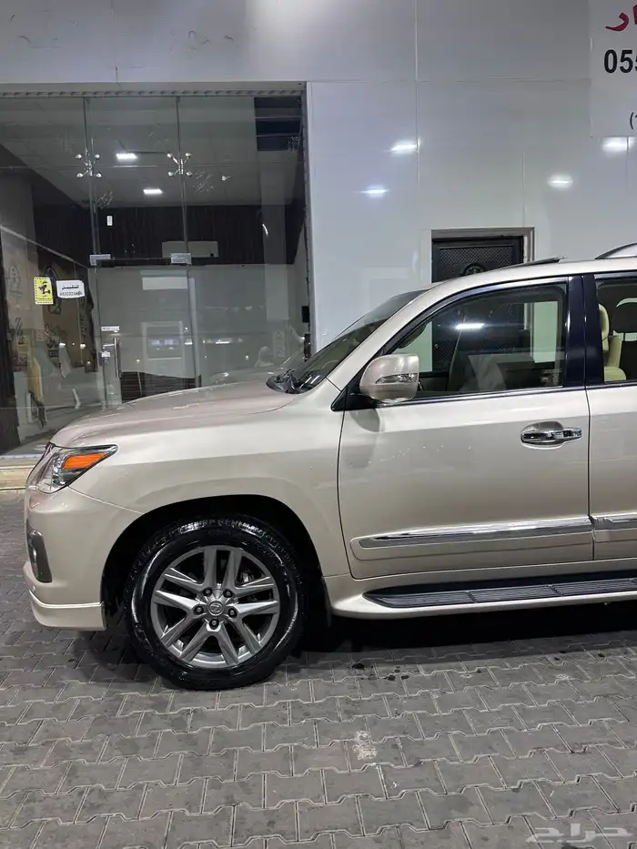 جيب لكزس 2012 DD 5