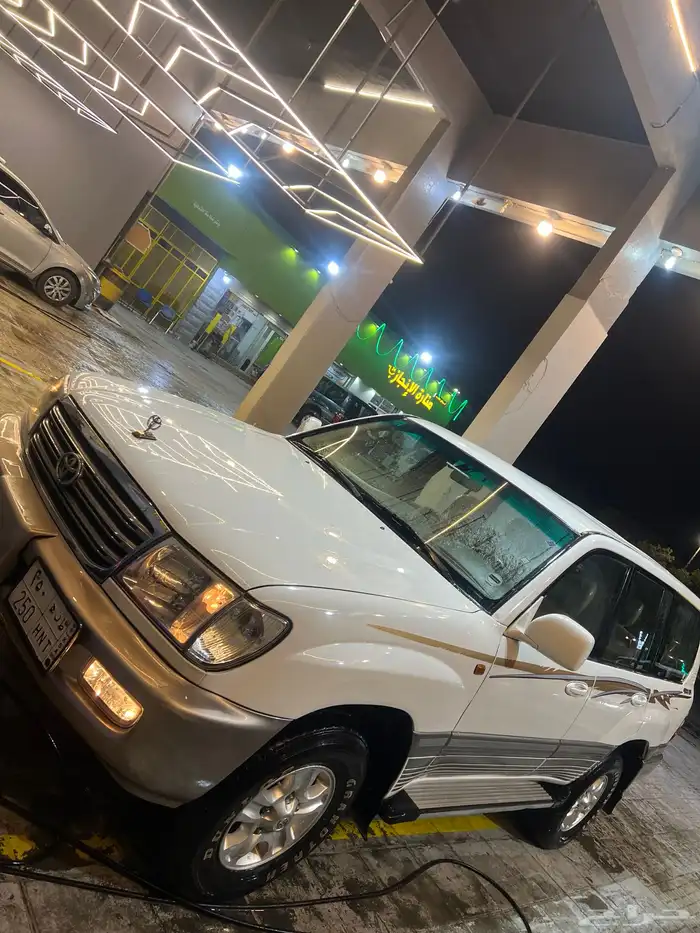 تايوتا صالون 2003 4