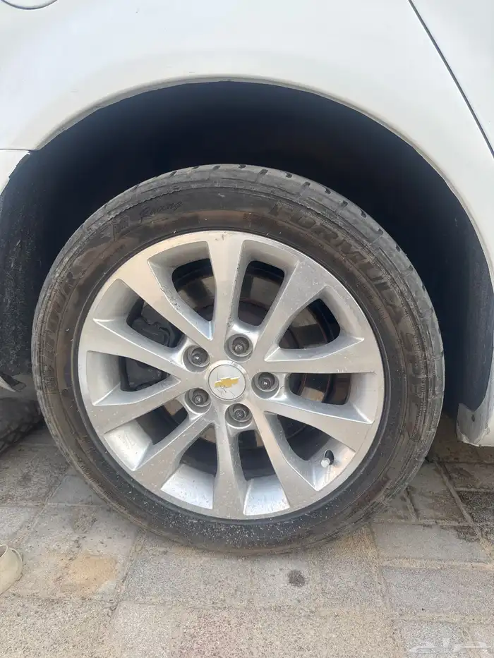 قطع كابرس كل شي سليم وتواصل على رقم 7