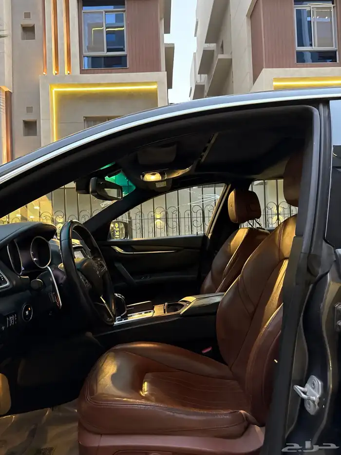 مازيراتي جيبلي مخزن 2016 17