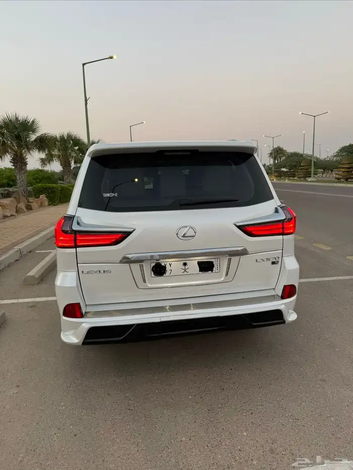 جيب لكزس LX570. 2020 5