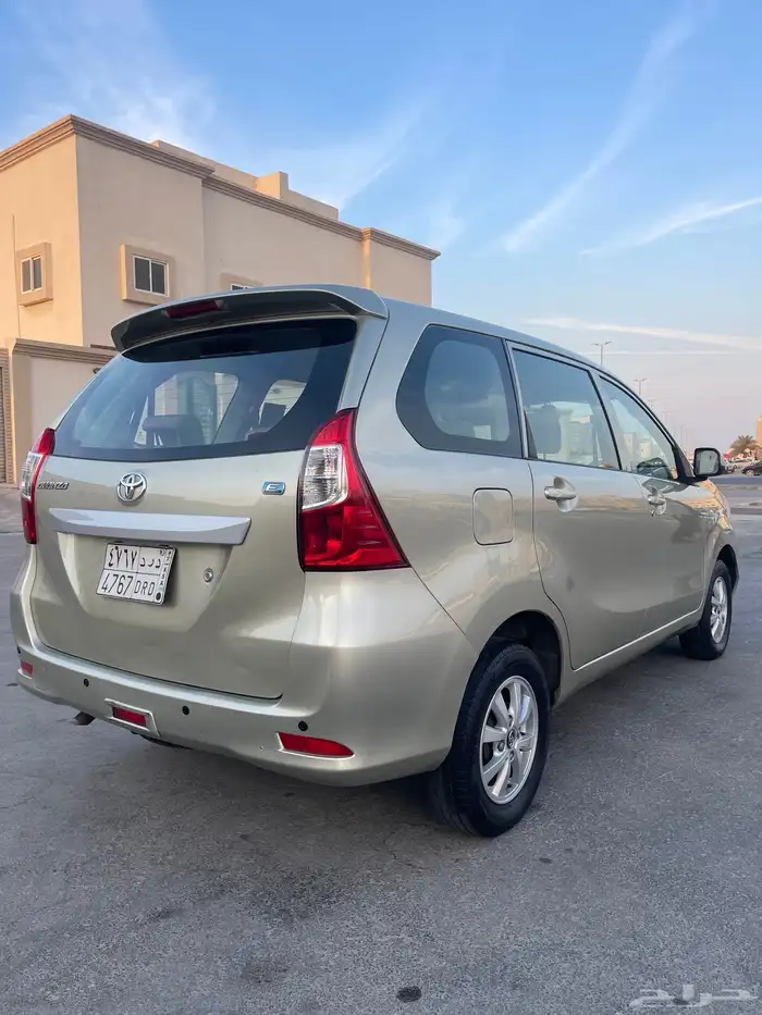 تويوتا افانزا 2017 مخزنة شبه وكاله 2