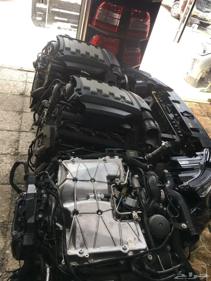 قطع غيار مستورد رنج روفر بجميع فئاتها 17